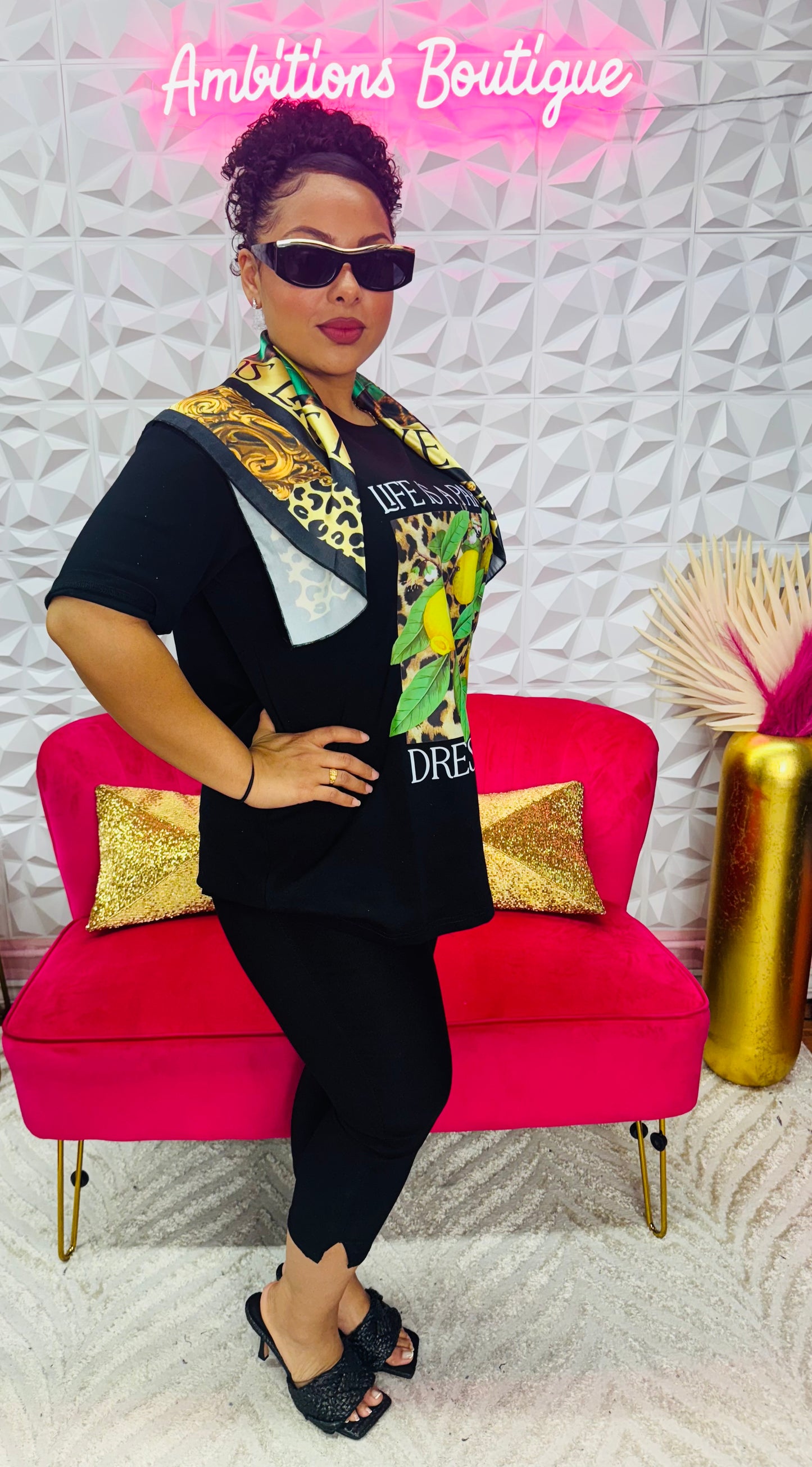 The lemonade top and scarf set