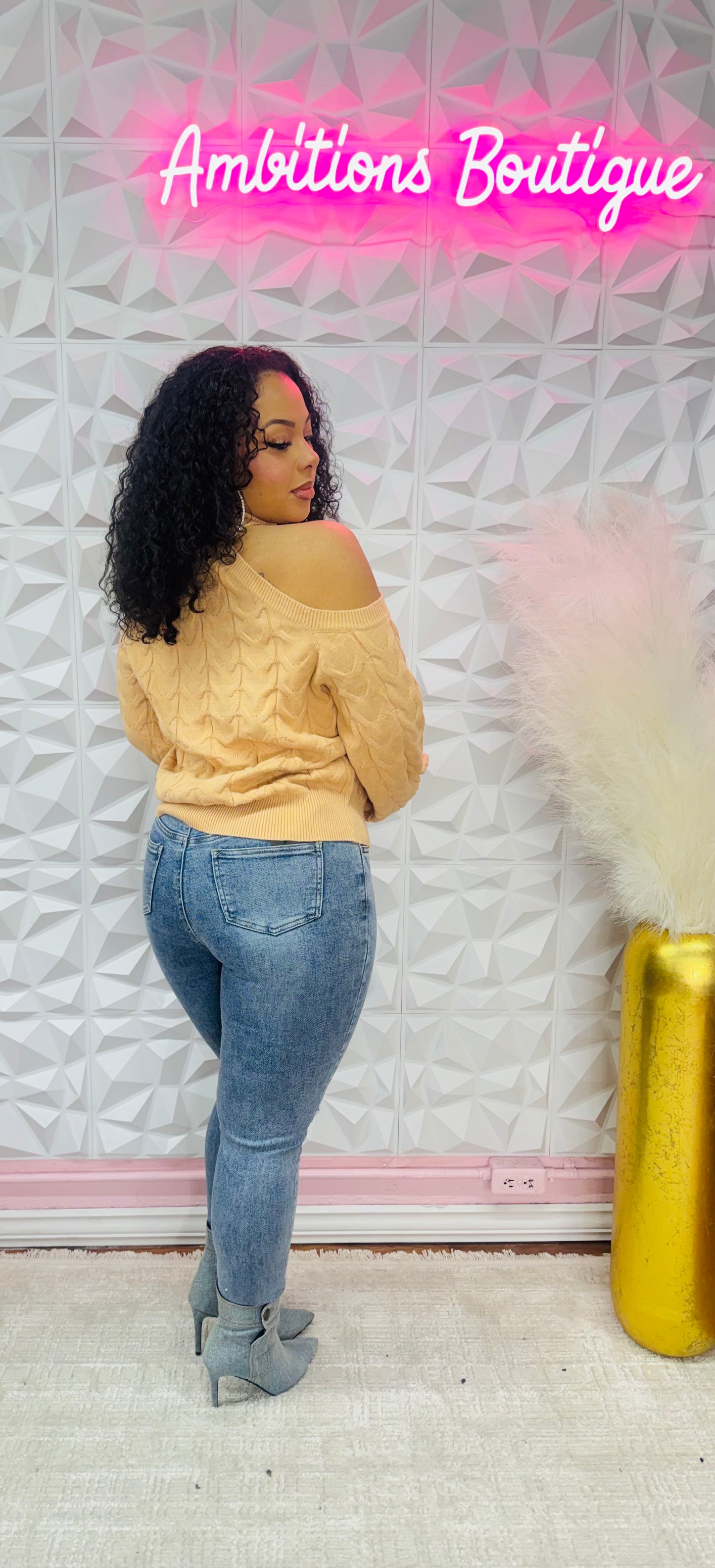 Cold shoulder sweater(two colors)