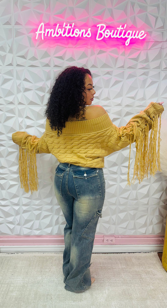 Shoulder action sweater