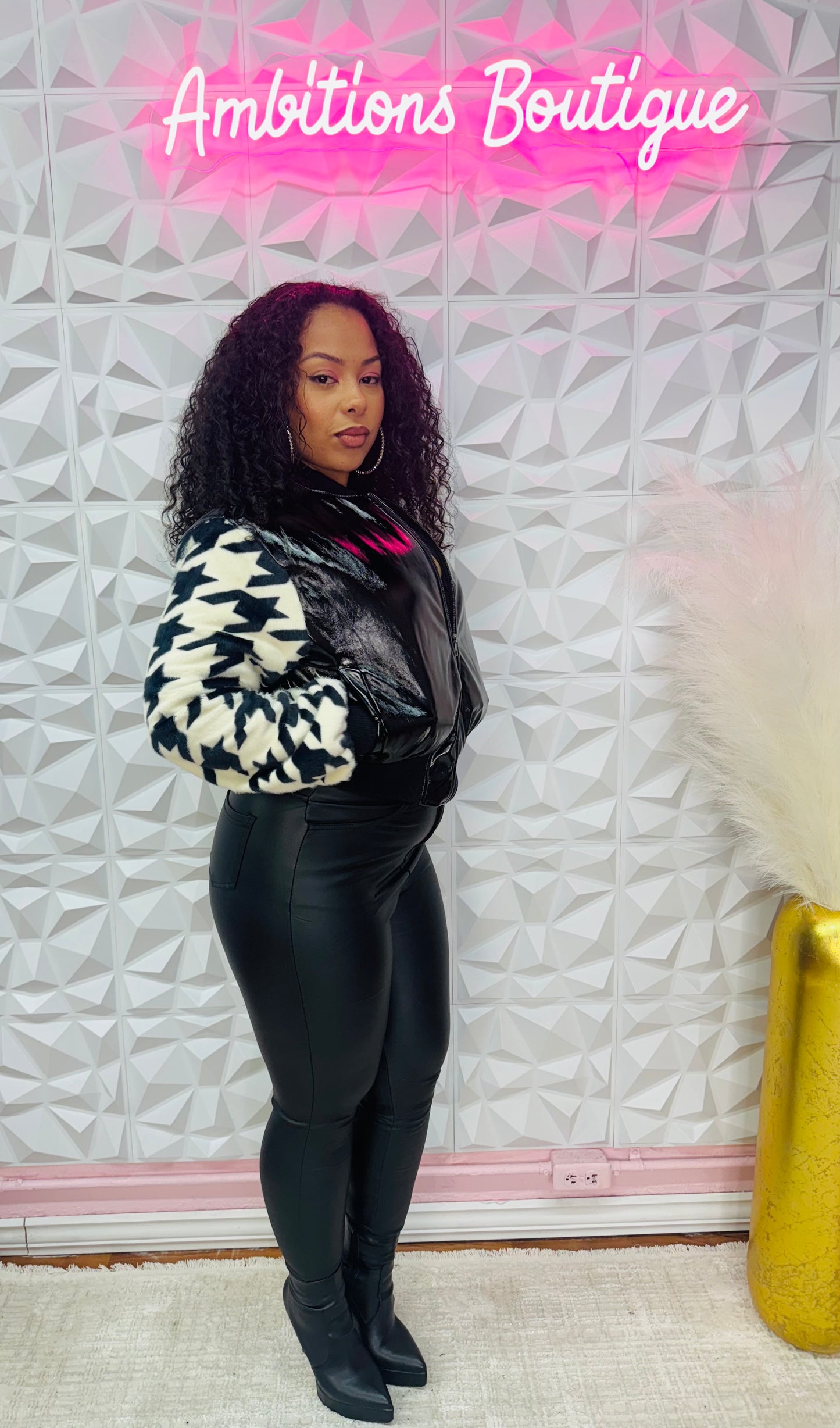 Hawt in houndstooth coat