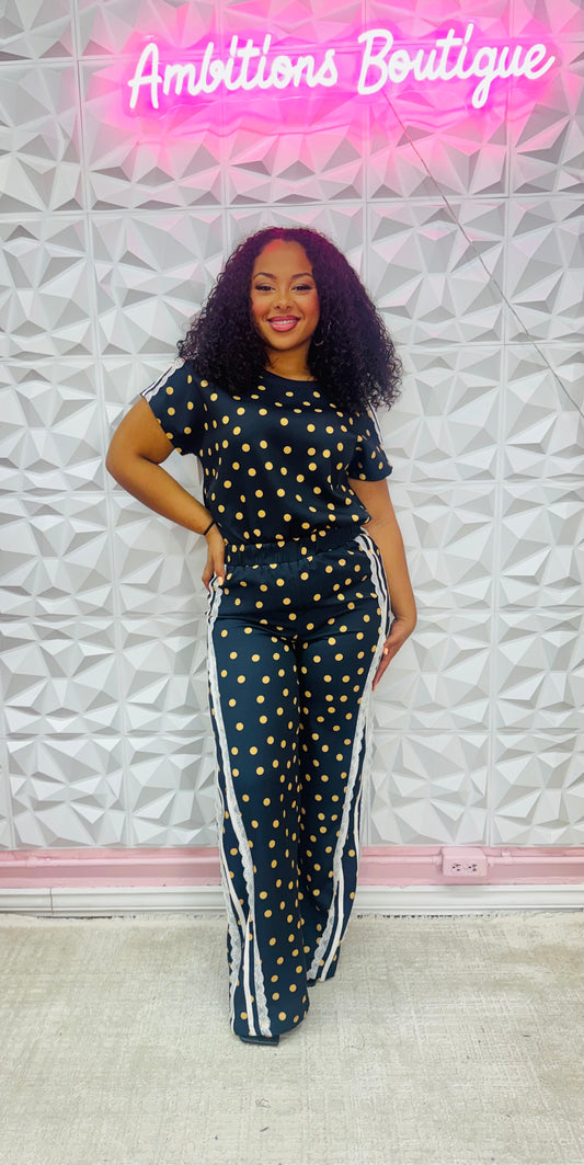 Pretty in polka dot set