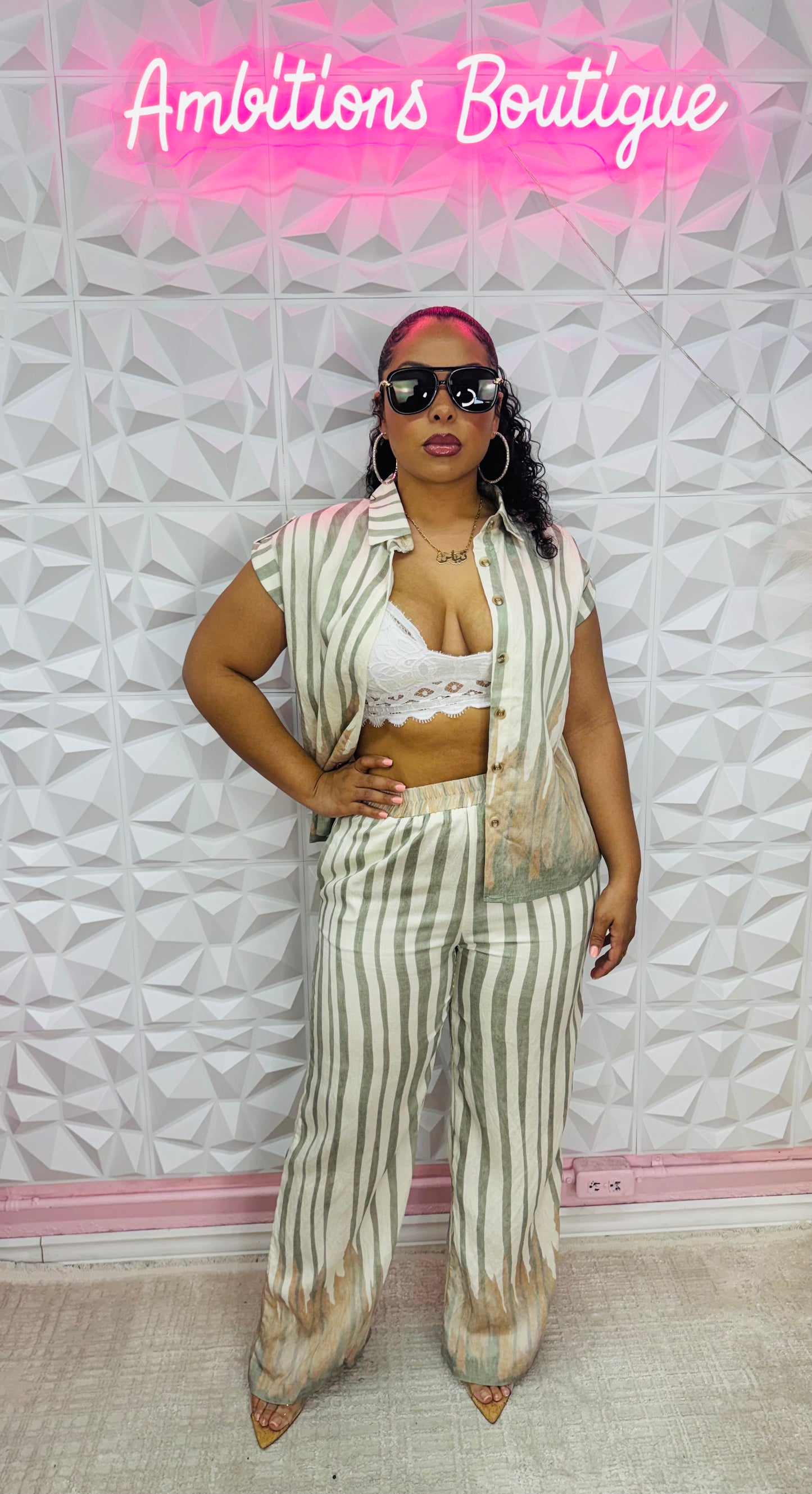 Exclusive set