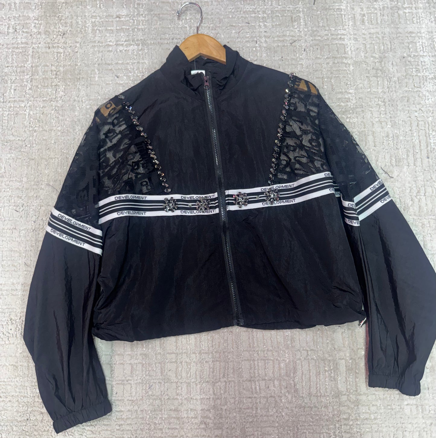 Easy development jacket