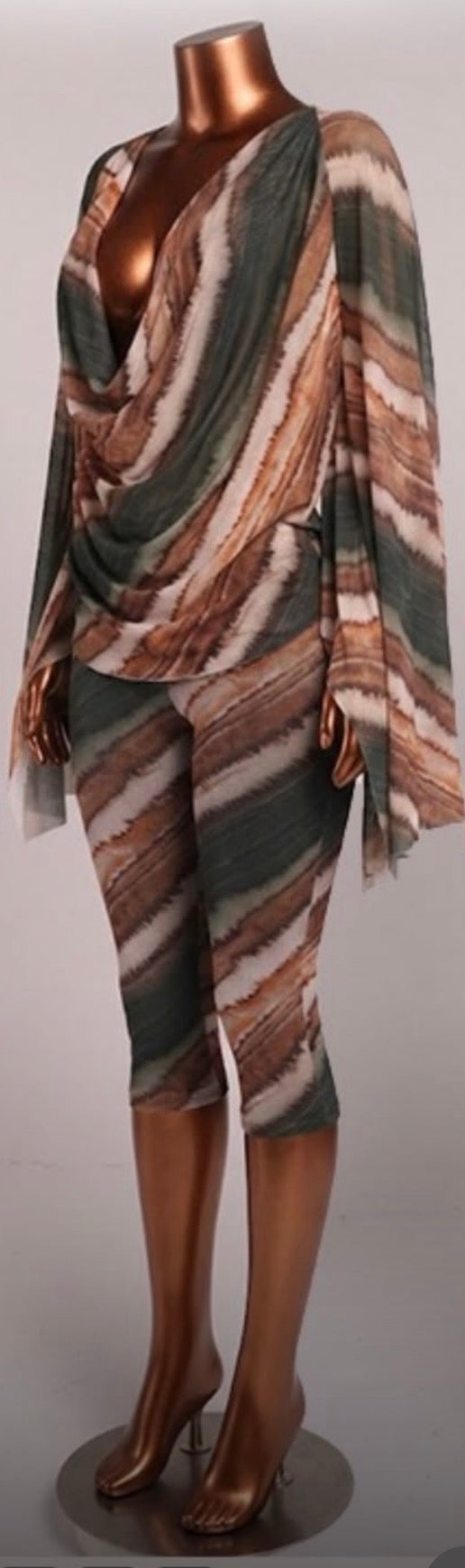 Work of art set