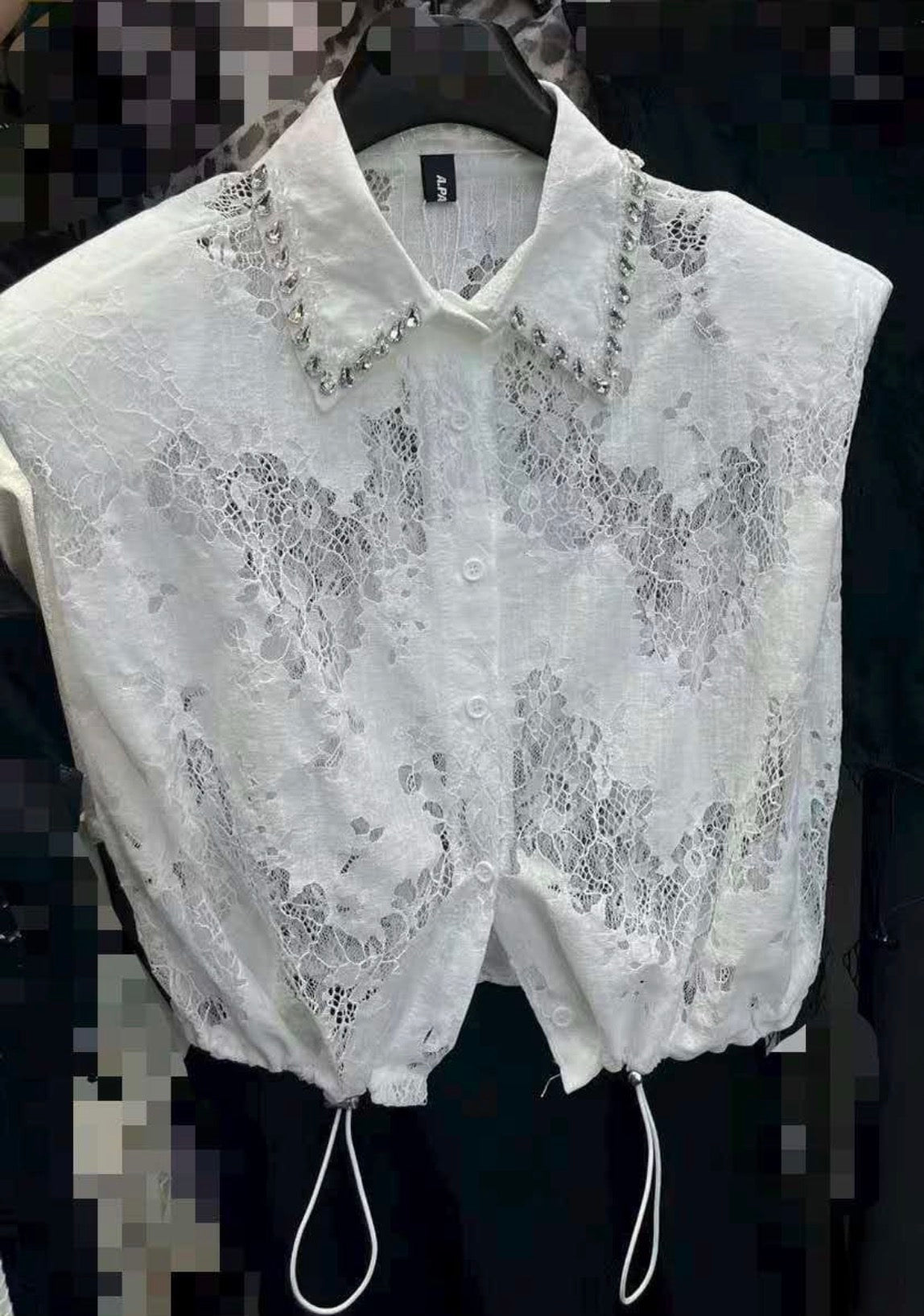 White diamond top