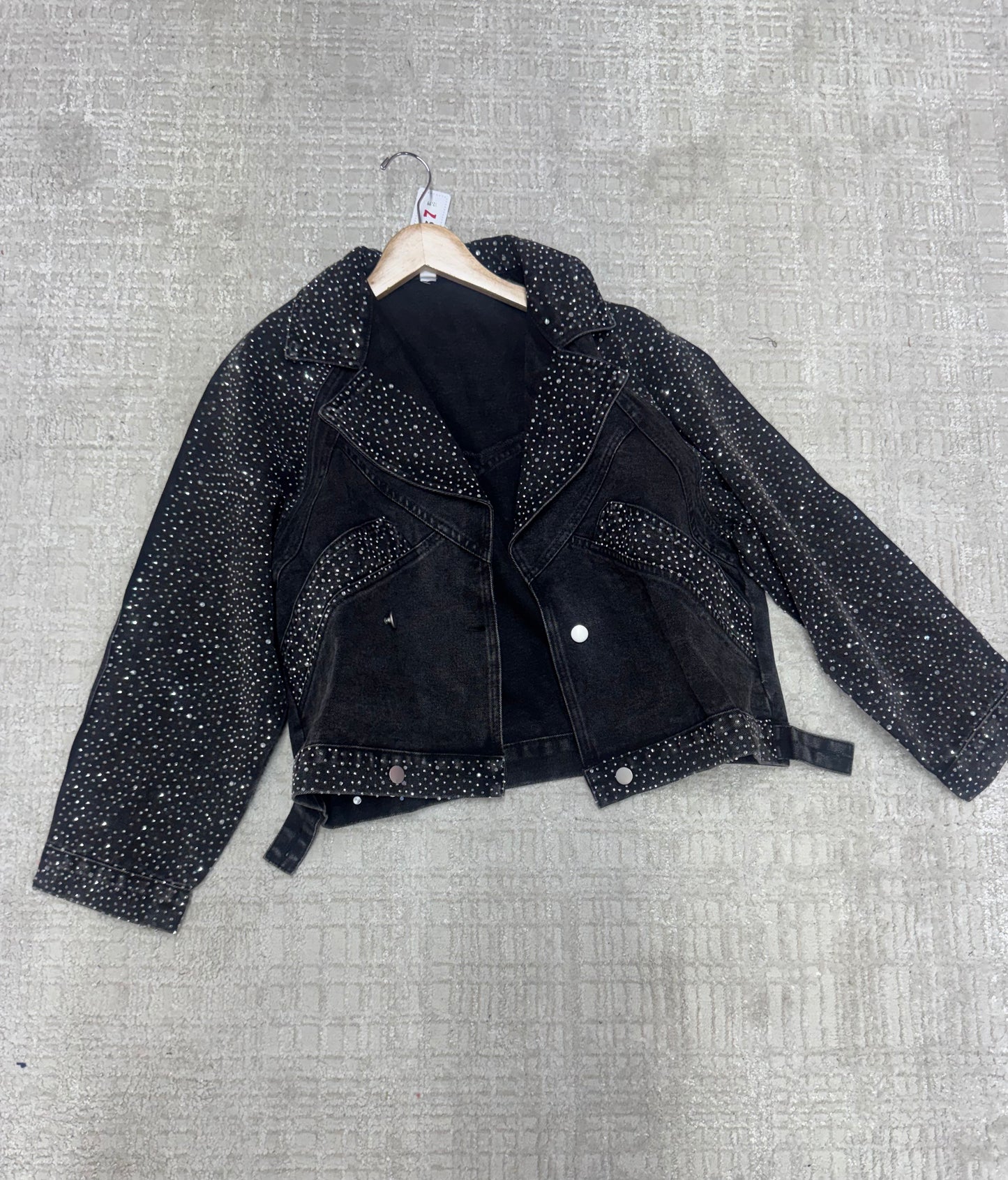Show off jacket
